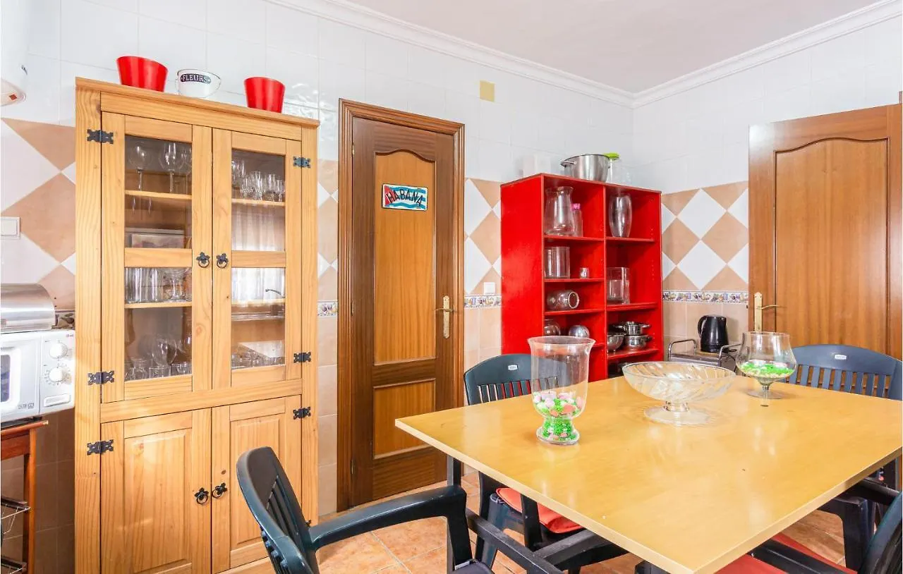 3 Bedroom Gorgeous Home In Седелья Дом отдыха