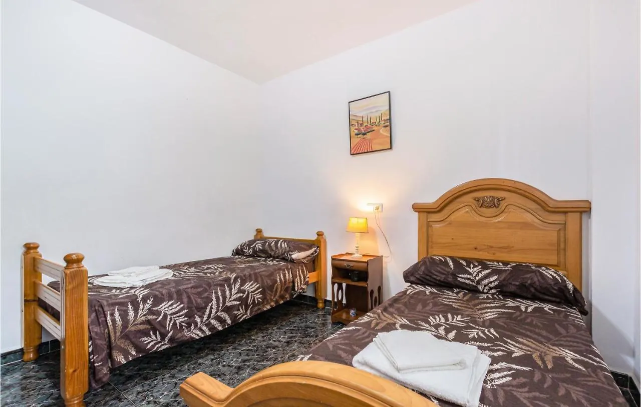 3 Bedroom Gorgeous Home In Седелья 0*,
